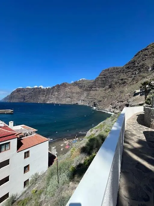 New, Comfortable, Amazing View! Сантъяго-дель-Тейде 0*,  Испания